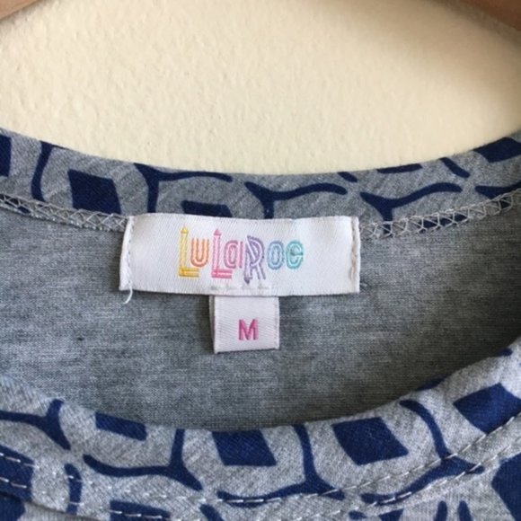 LuLaRoe Blue Grey Print Tee - Picture 3 of 3